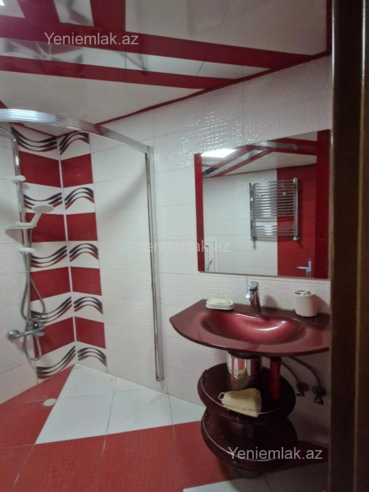 Satılır 2 otaqlı yeni tikili 60 m²