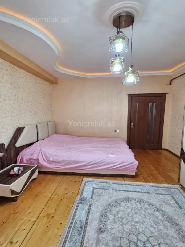 Satılır 2 otaqlı yeni tikili 60 m²