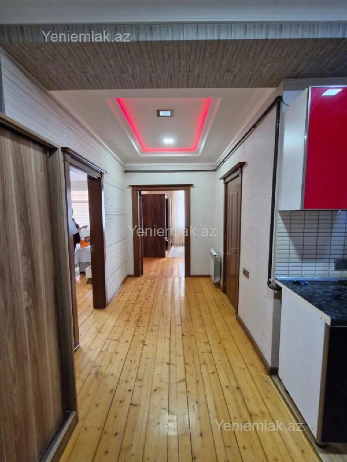 Satılır 2 otaqlı yeni tikili 60 m²