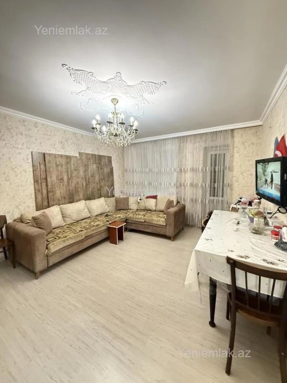 Satılır 4 otaqlı köhnə tikili 100 m²