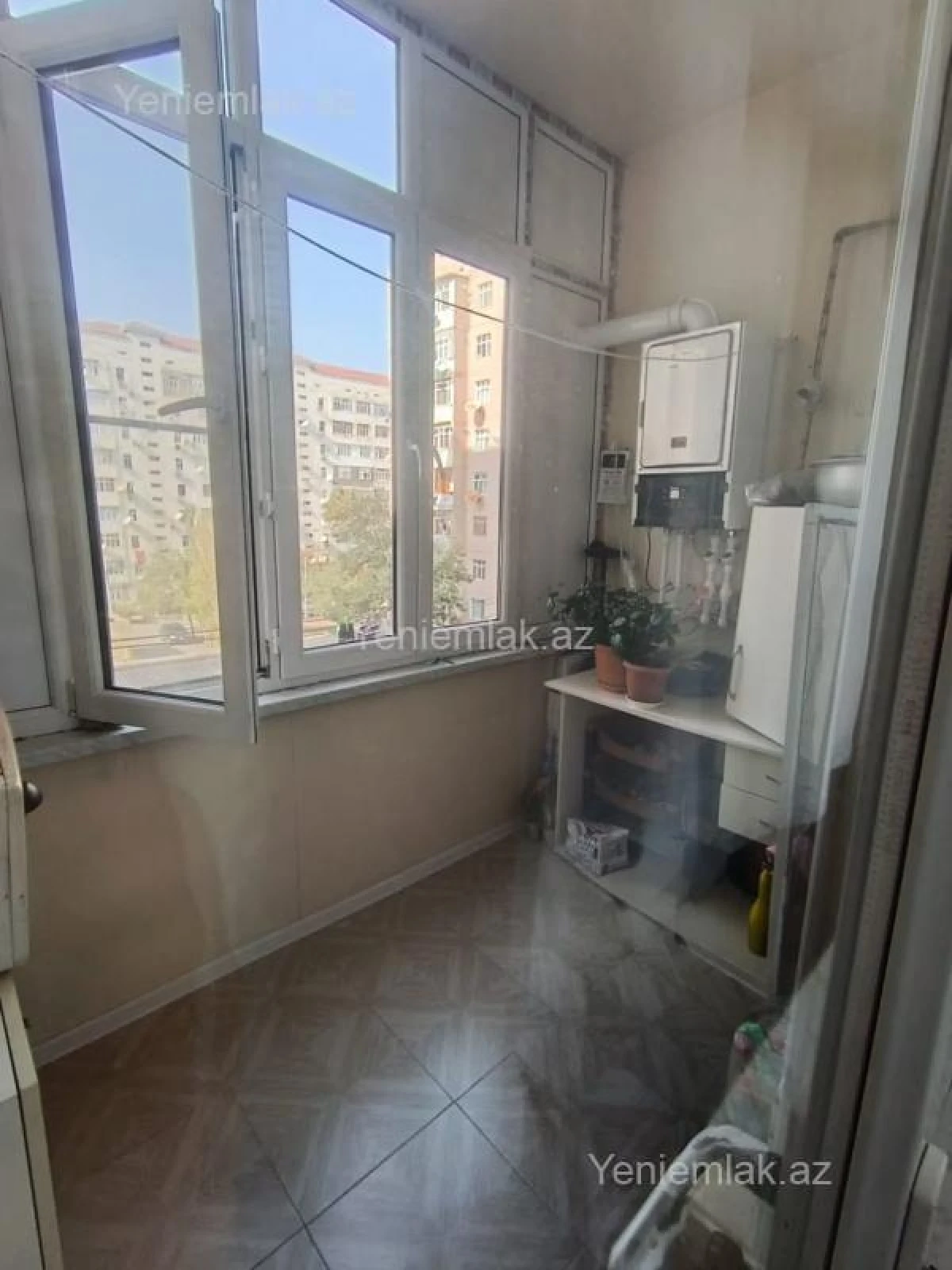 Satılır 1 otaqlı yeni tikili 65 m²