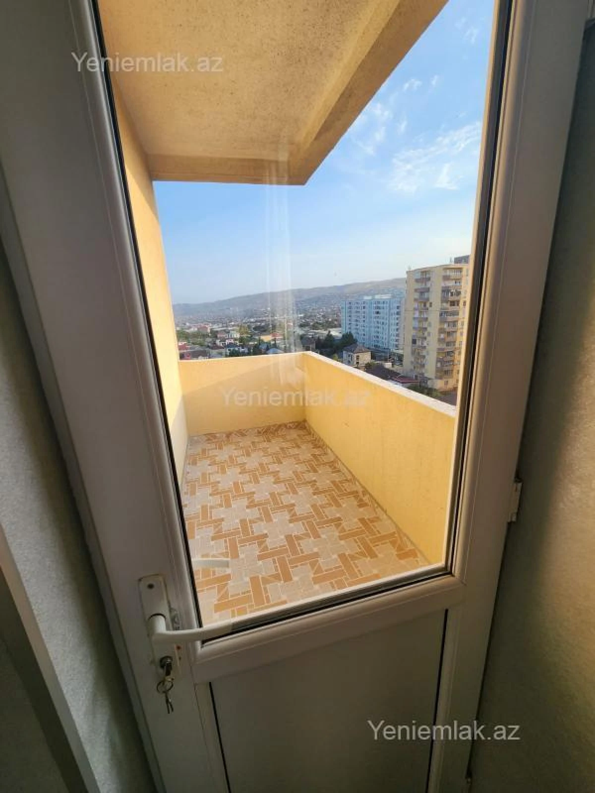 Satılır 3 otaqlı yeni tikili 93 m²