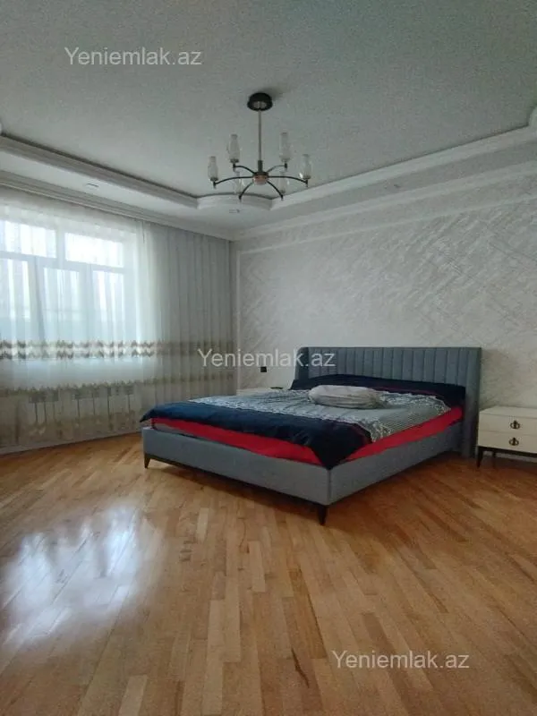 Satılır 5 otaqlı həyət evi 220 m²