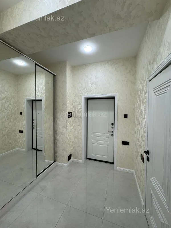 Satılır 2 otaqlı yeni tikili 52 m²