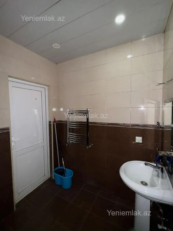 Satılır 2 otaqlı yeni tikili 102 m²