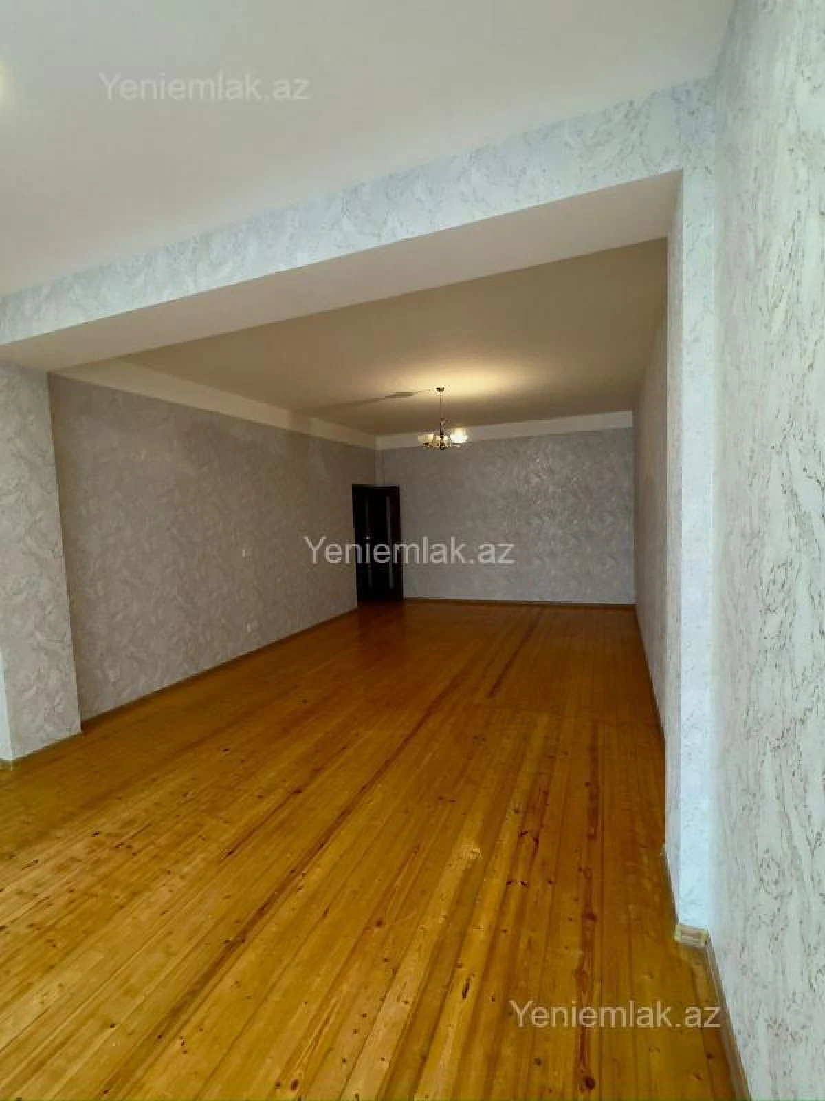 Satılır 2 otaqlı yeni tikili 102 m²