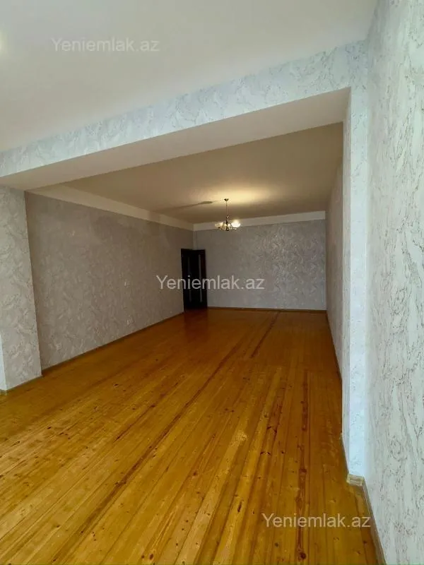 Satılır 2 otaqlı yeni tikili 102 m²