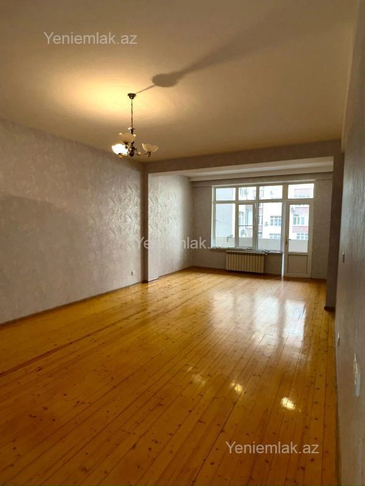 Satılır 2 otaqlı yeni tikili 102 m²