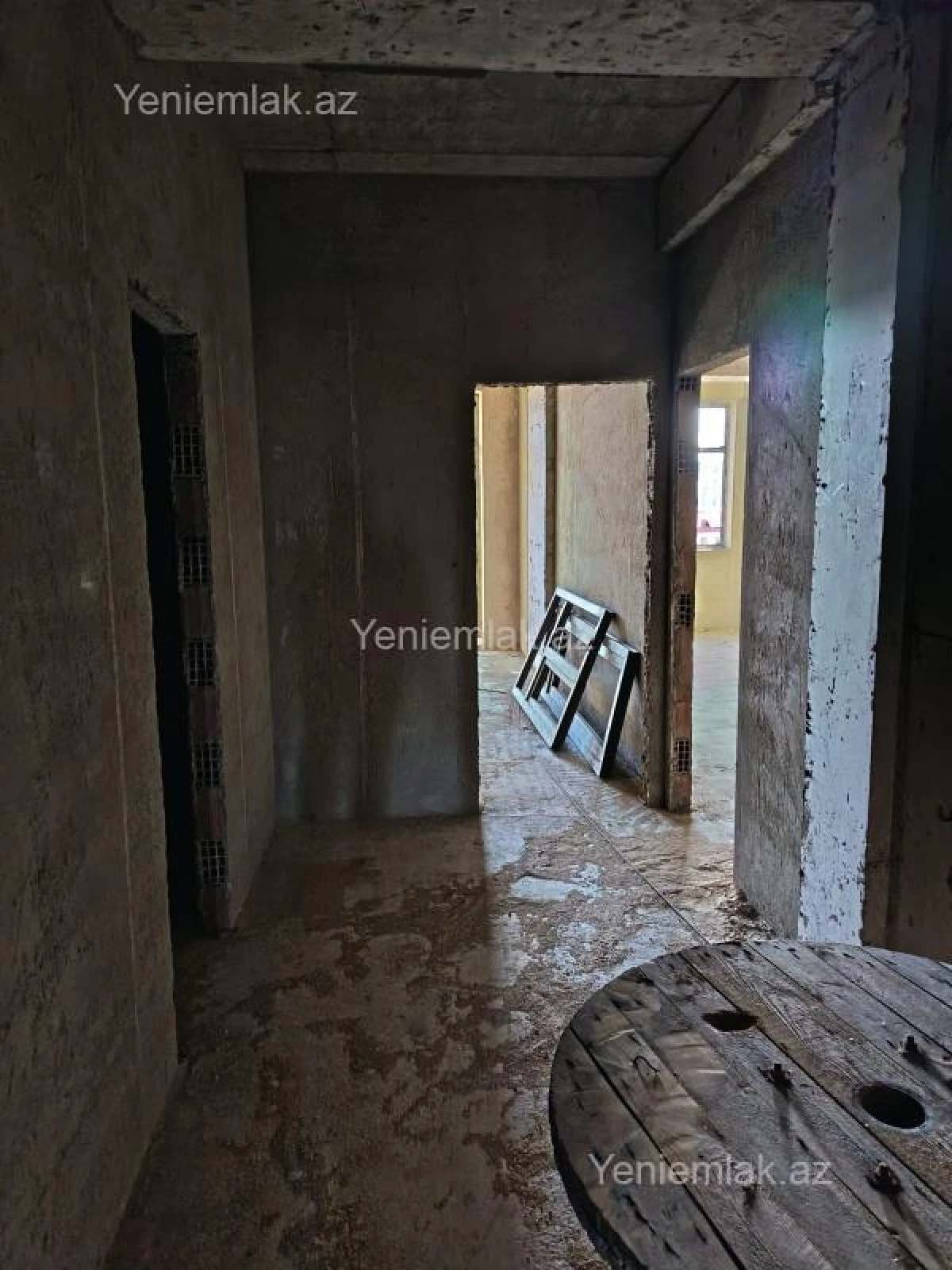 Satılır 2 otaqlı yeni tikili 60.5 m²