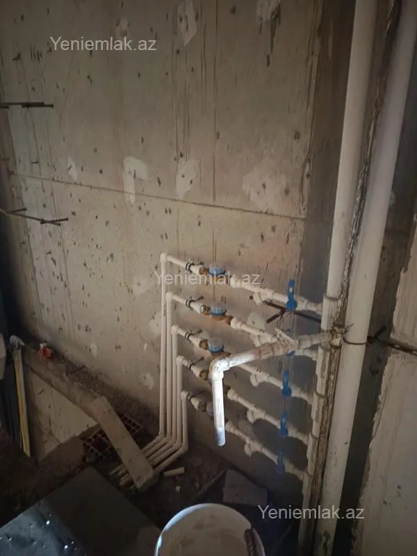 Satılır 2 otaqlı yeni tikili 60.5 m²