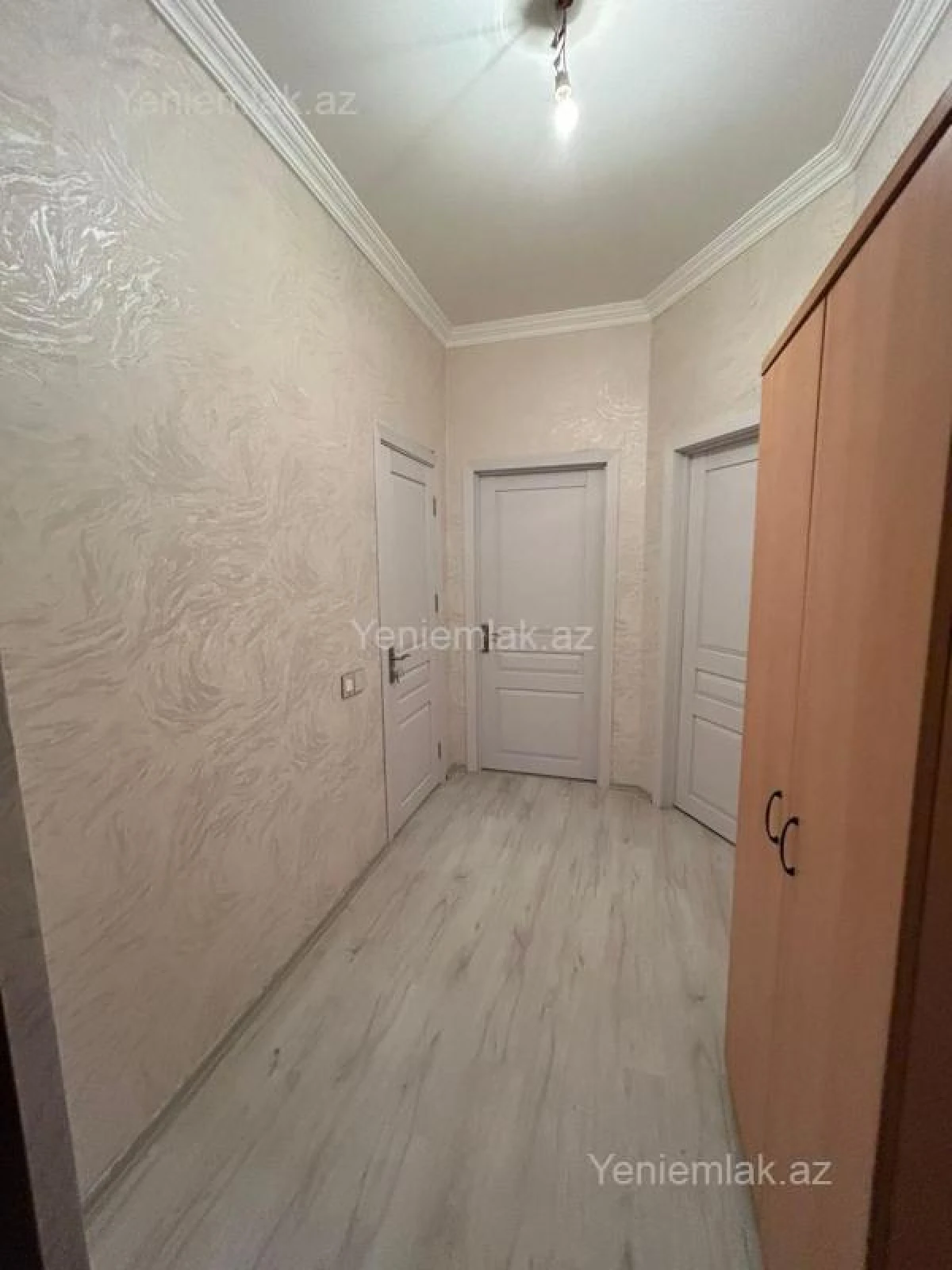 Satılır 2 otaqlı yeni tikili 77 m²