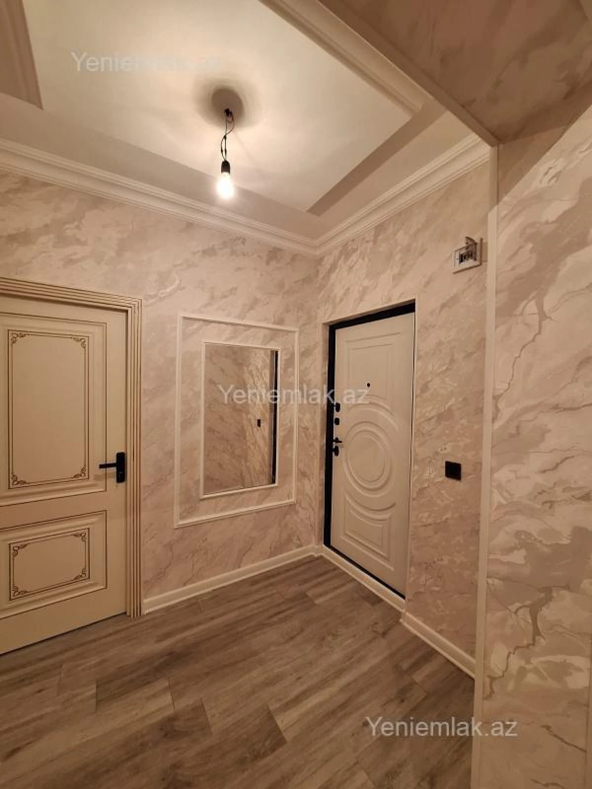 Satılır 3 otaqlı köhnə tikili 74 m²