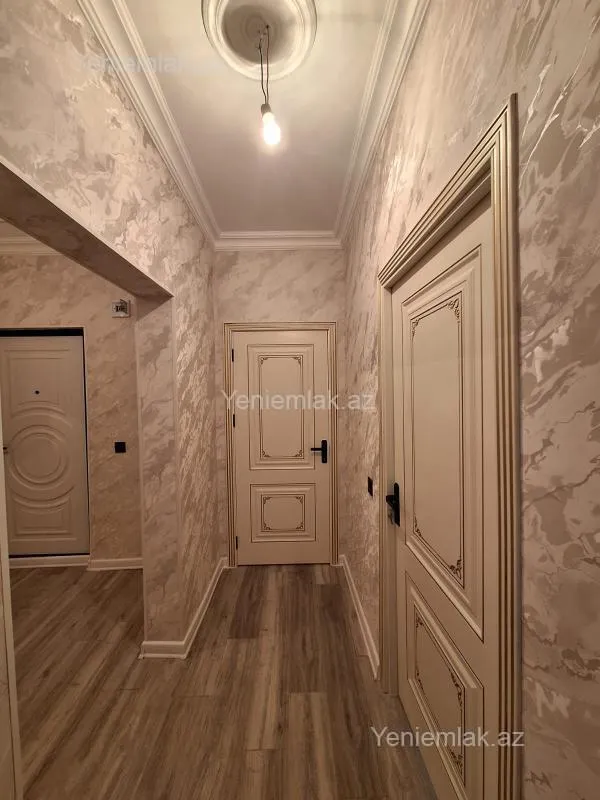 Satılır 3 otaqlı köhnə tikili 74 m²