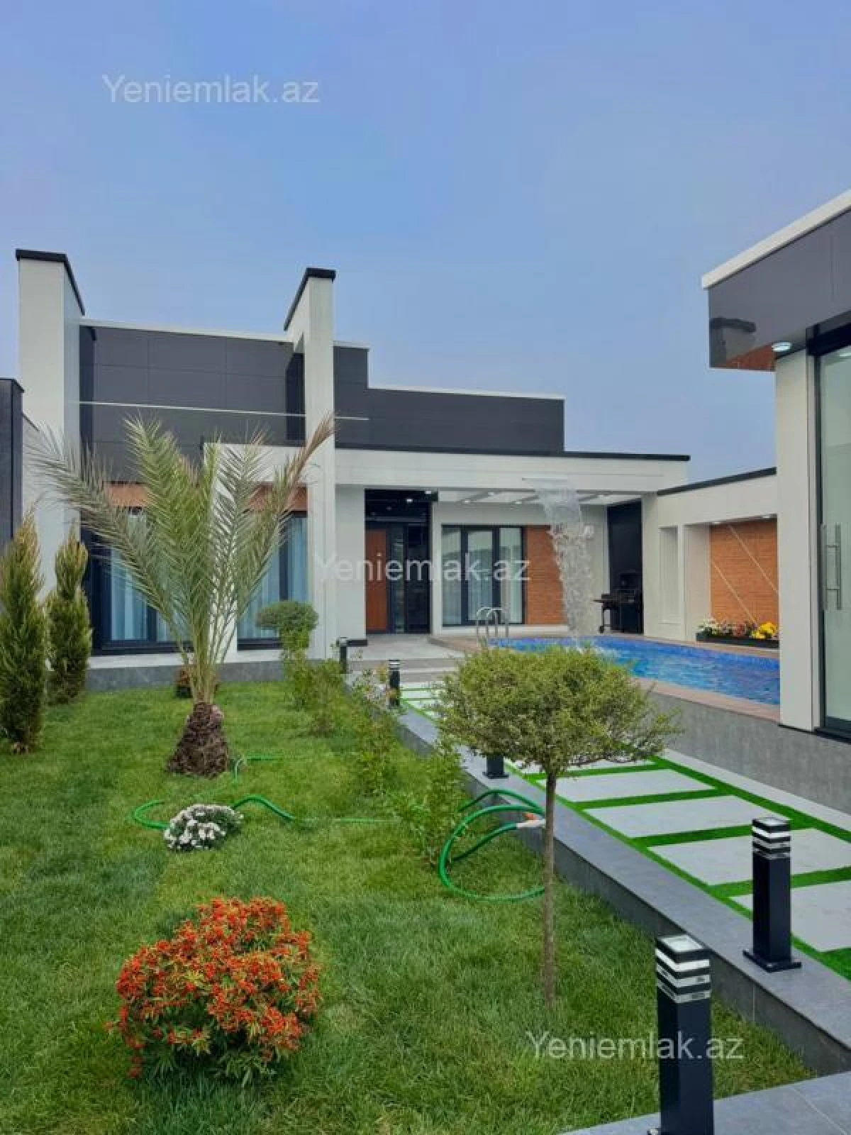 Satılır 4 otaqlı həyət evi 180 m²