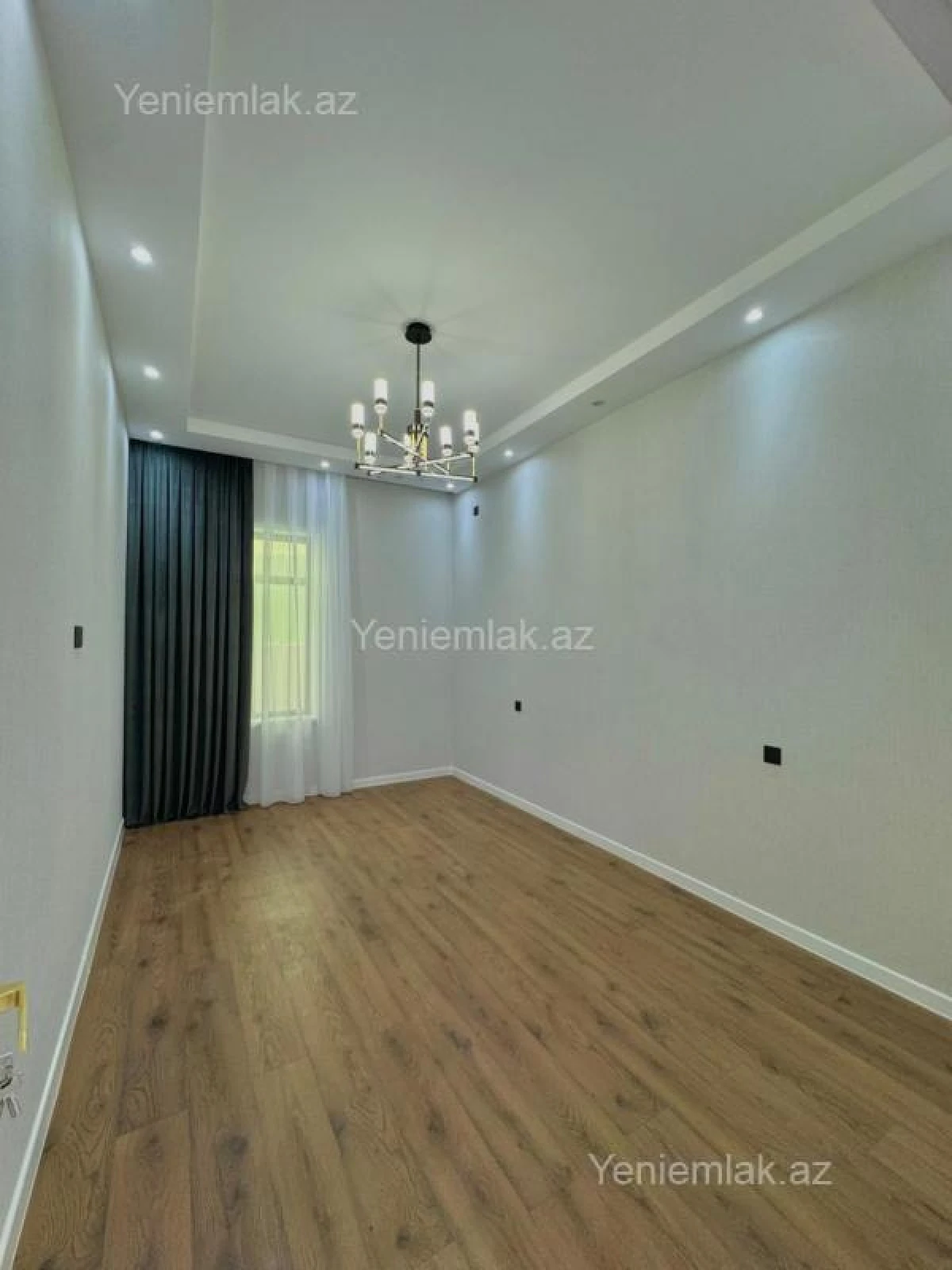 Satılır 4 otaqlı həyət evi 180 m²