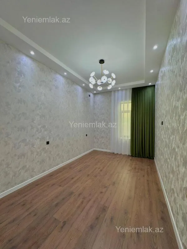 Satılır 4 otaqlı həyət evi 180 m²
