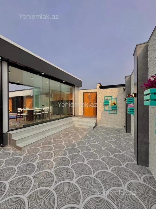 Satılır 4 otaqlı həyət evi 180 m²