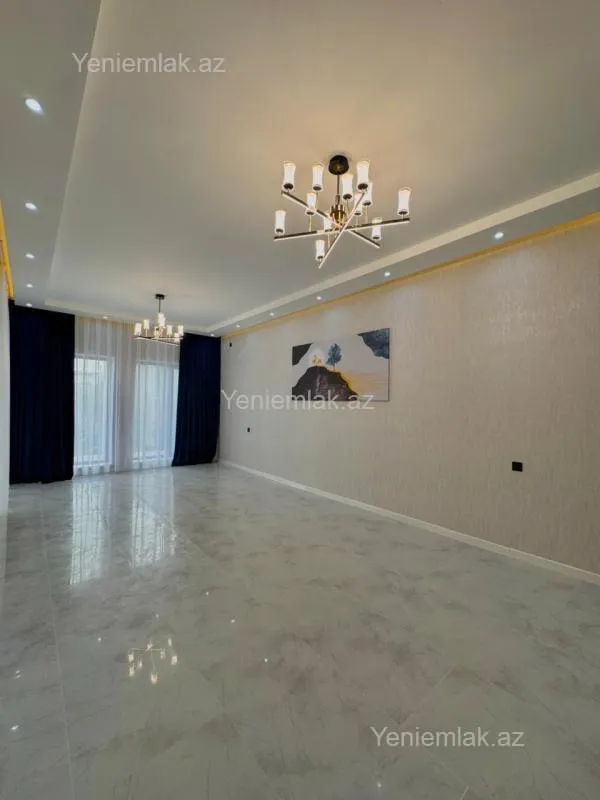 Satılır 4 otaqlı həyət evi 180 m²