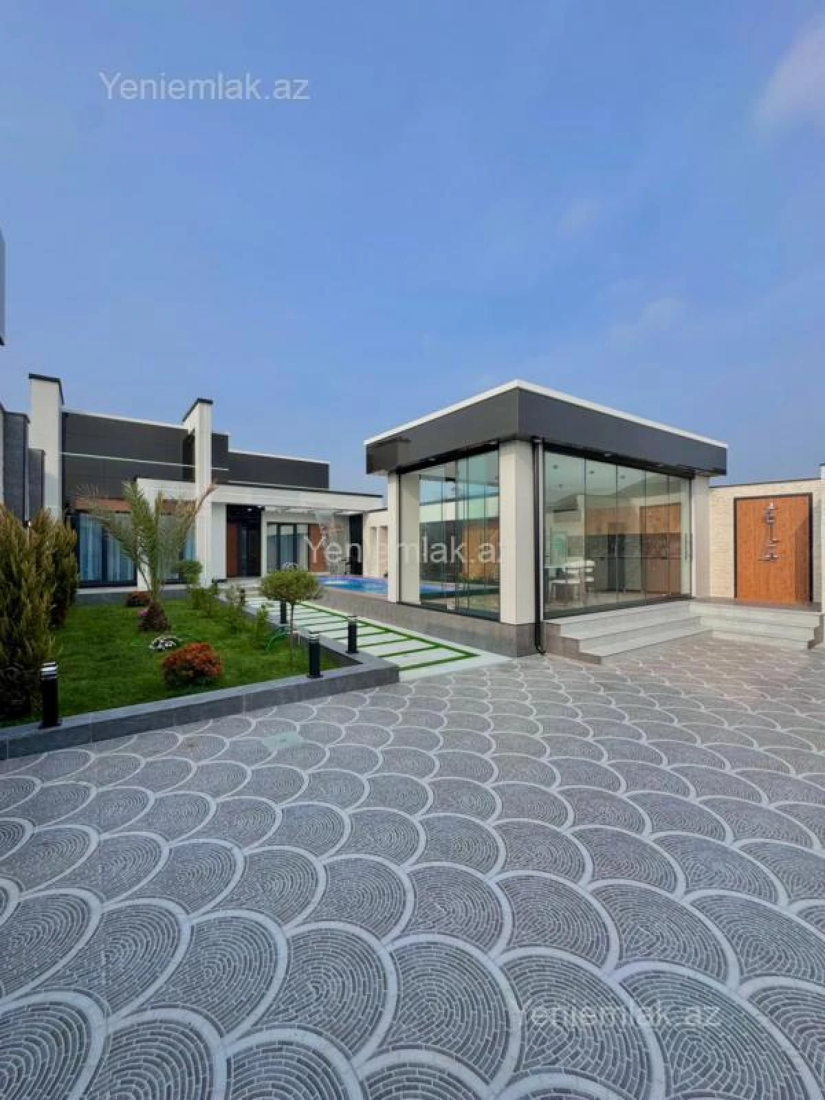 Satılır 4 otaqlı həyət evi 180 m²