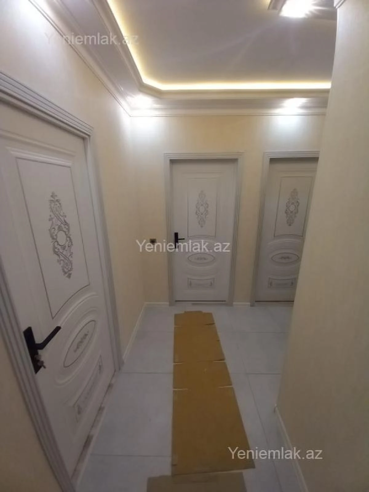 Satılır 3 otaqlı köhnə tikili 75 m²