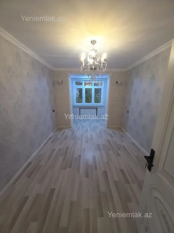Satılır 3 otaqlı köhnə tikili 75 m²