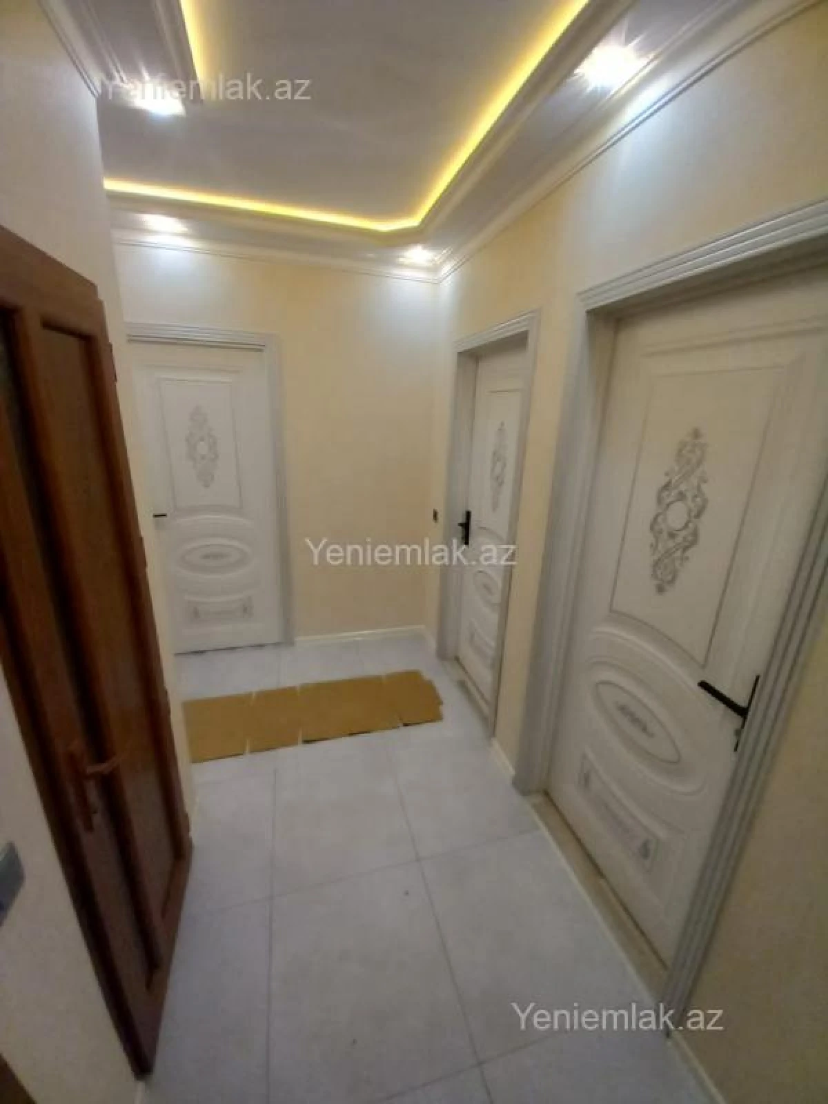 Satılır 3 otaqlı köhnə tikili 75 m²