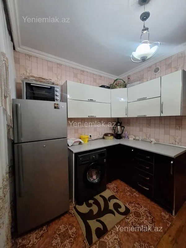 Satılır 3 otaqlı köhnə tikili 72 m²