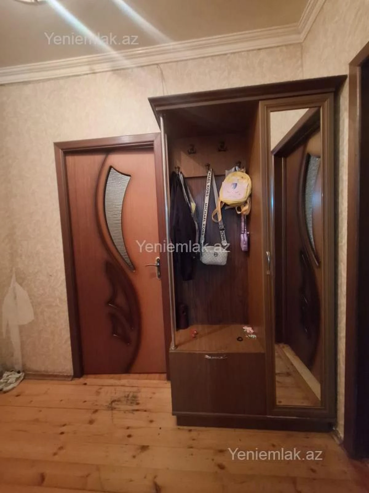 Satılır 3 otaqlı köhnə tikili 72 m²