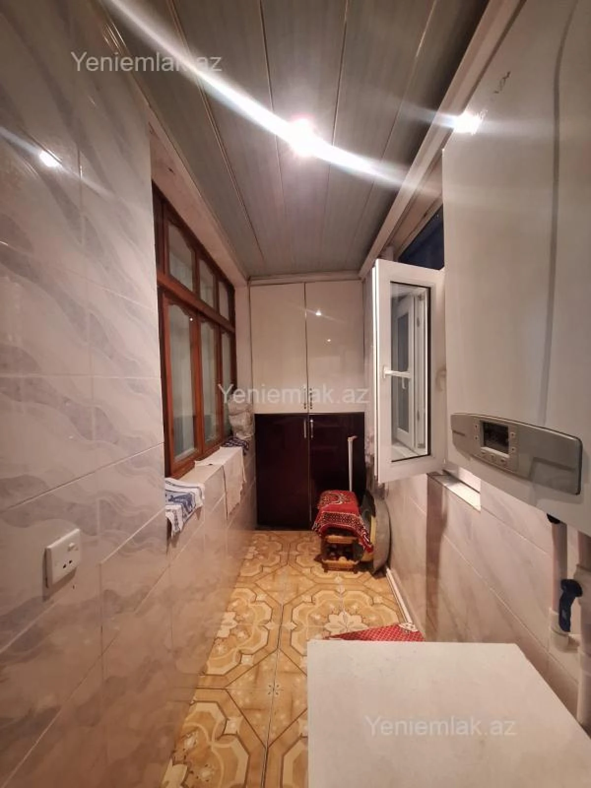 Satılır 3 otaqlı köhnə tikili 72 m²