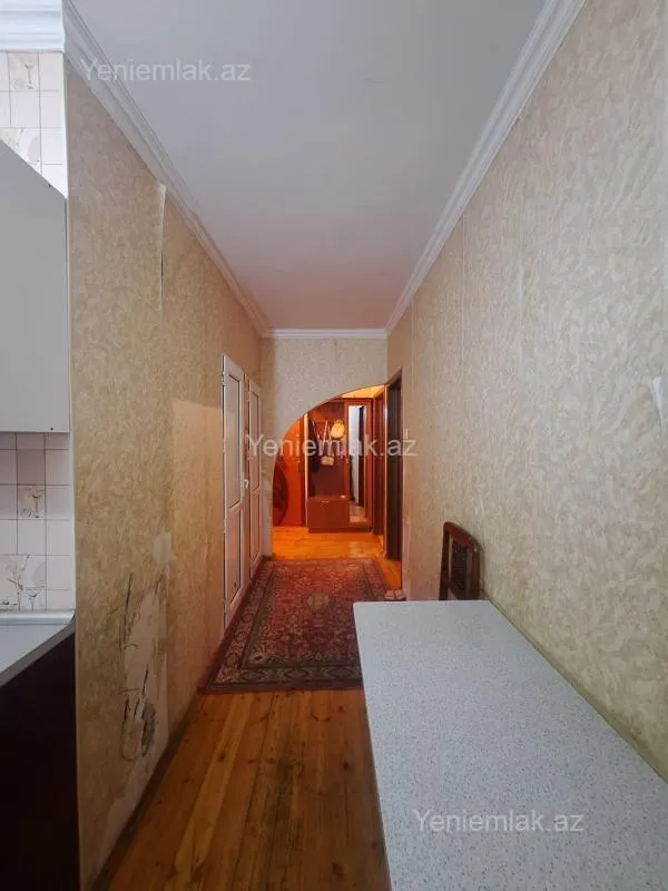 Satılır 3 otaqlı köhnə tikili 72 m²