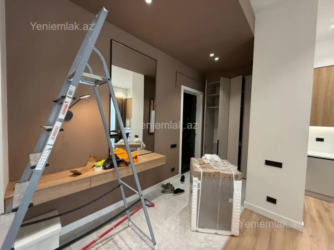 Satılır 3 otaqlı yeni tikili 88 m²