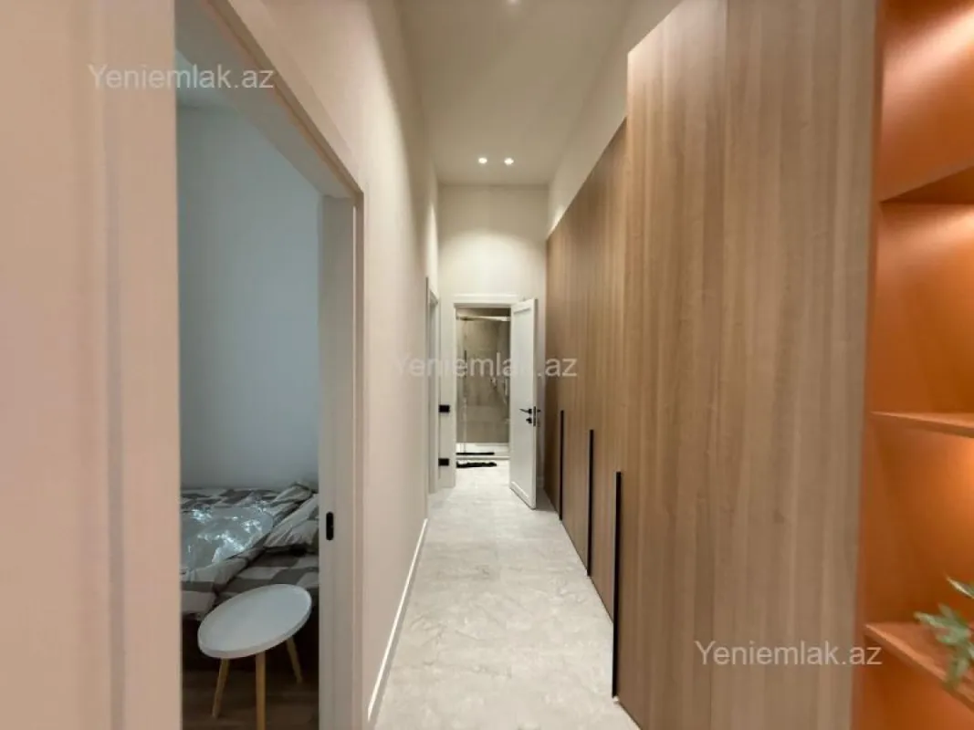 Satılır 3 otaqlı yeni tikili 88 m²
