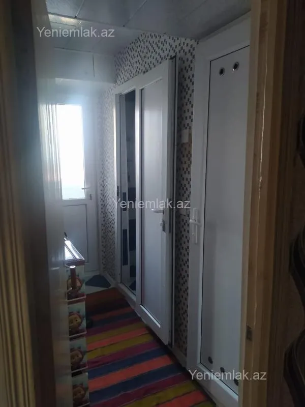 Satılır 3 otaqlı köhnə tikili 75 m²