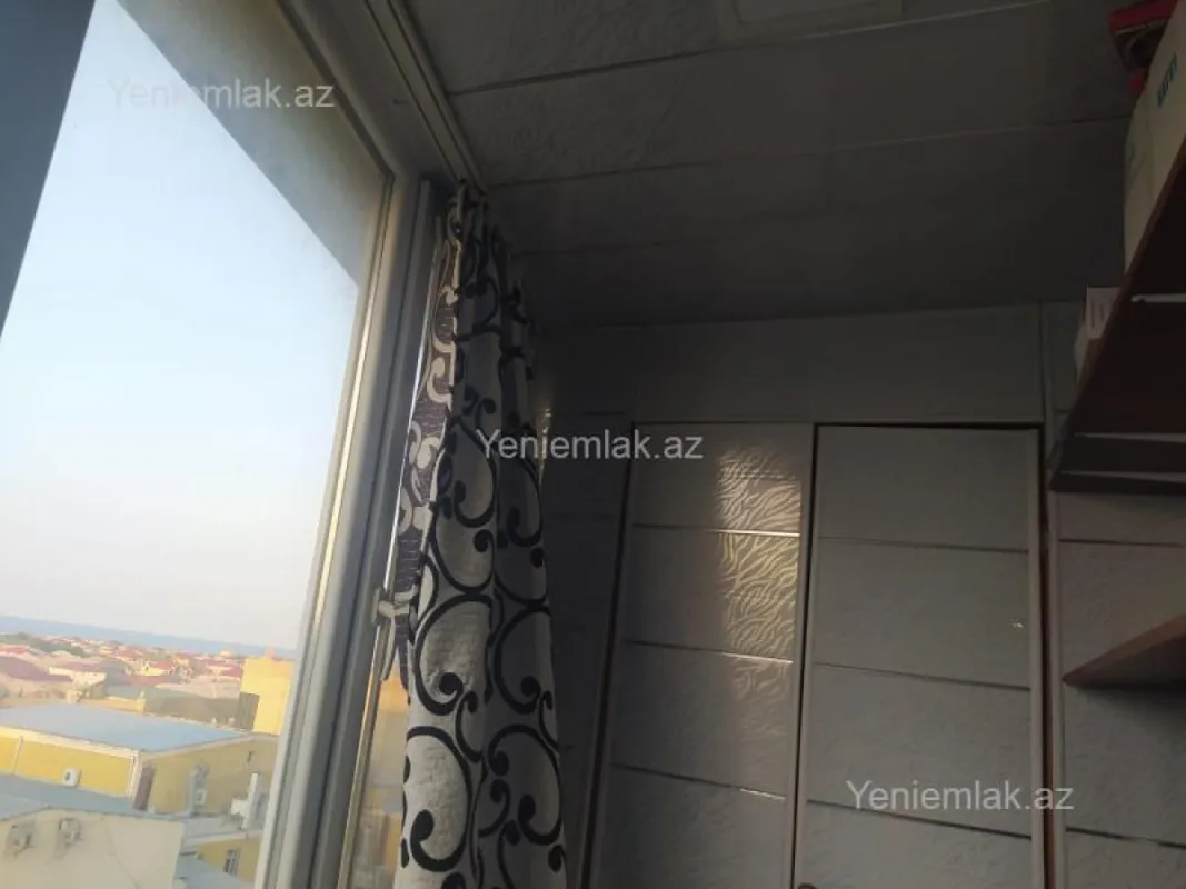 Satılır 3 otaqlı köhnə tikili 75 m²