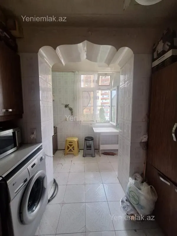 Satılır 3 otaqlı köhnə tikili 70 m²