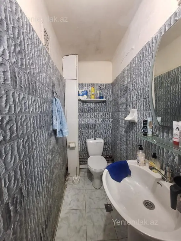 Satılır 3 otaqlı köhnə tikili 70 m²