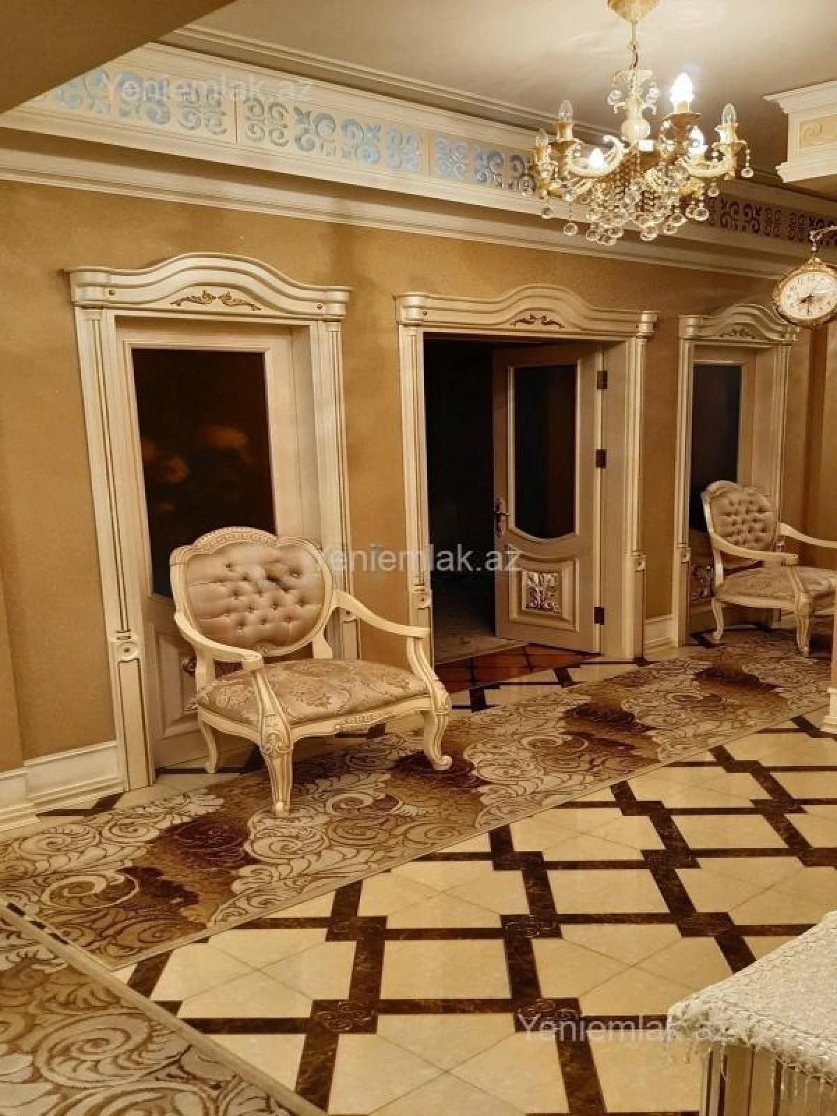 Satılır 3 otaqlı yeni tikili 140 m²