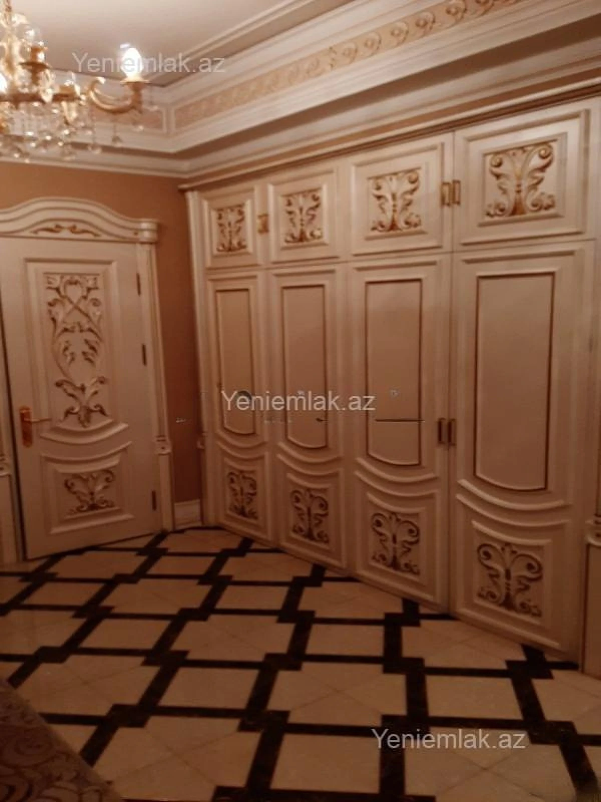 Satılır 3 otaqlı yeni tikili 140 m²