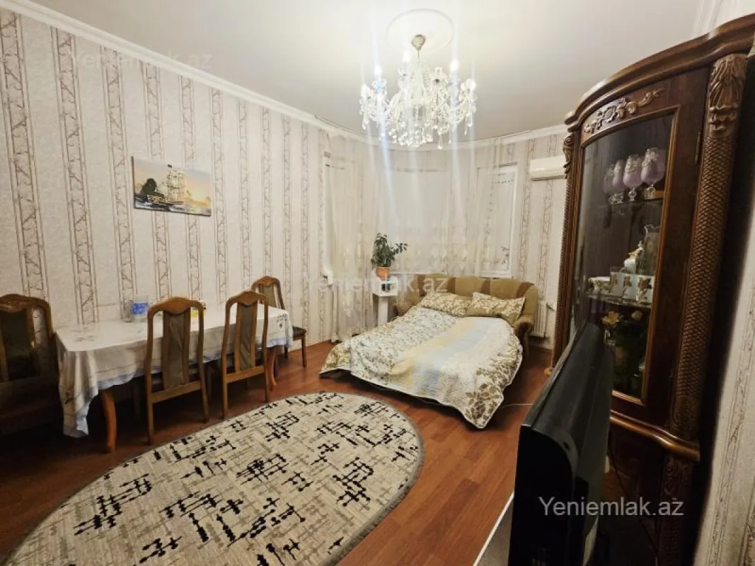 Satılır 2 otaqlı yeni tikili 60 m²