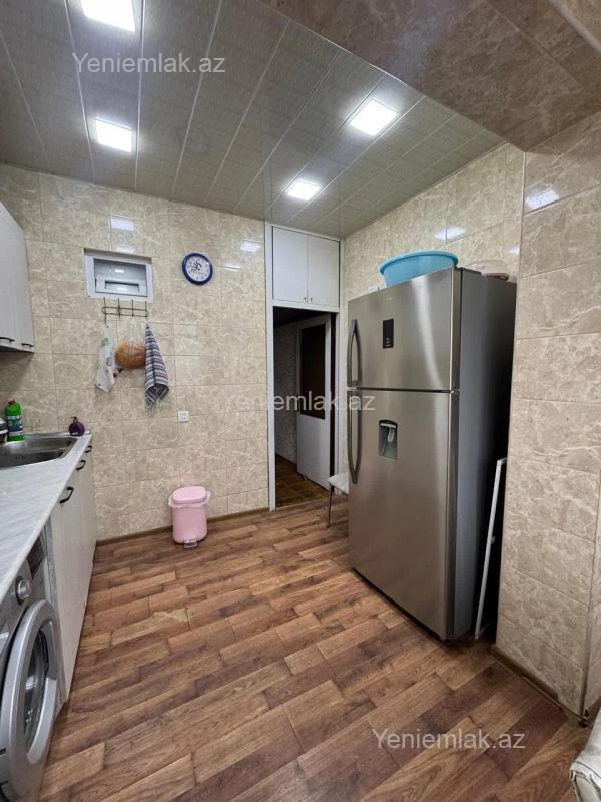 Satılır 3 otaqlı köhnə tikili 82 m²