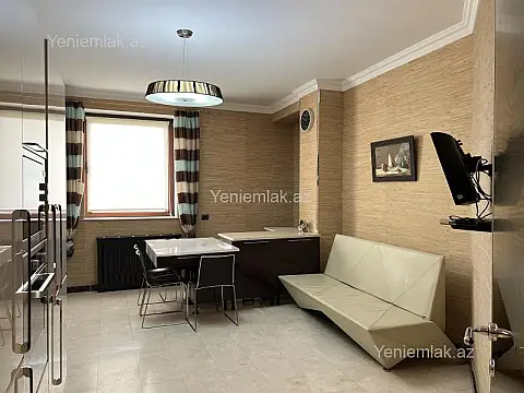 Satılır 4 otaqlı yeni tikili 217 m²