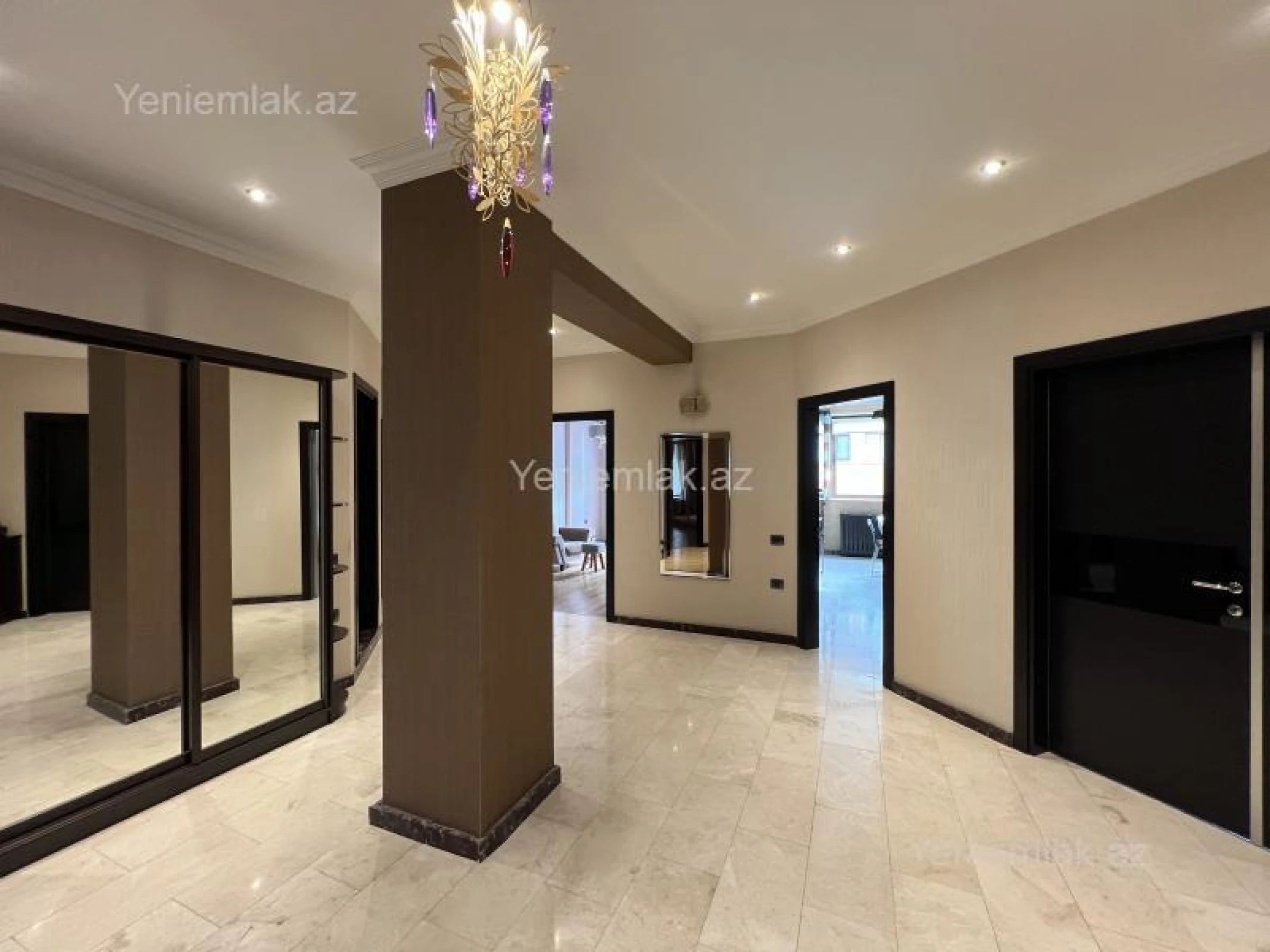 Satılır 4 otaqlı yeni tikili 217 m²