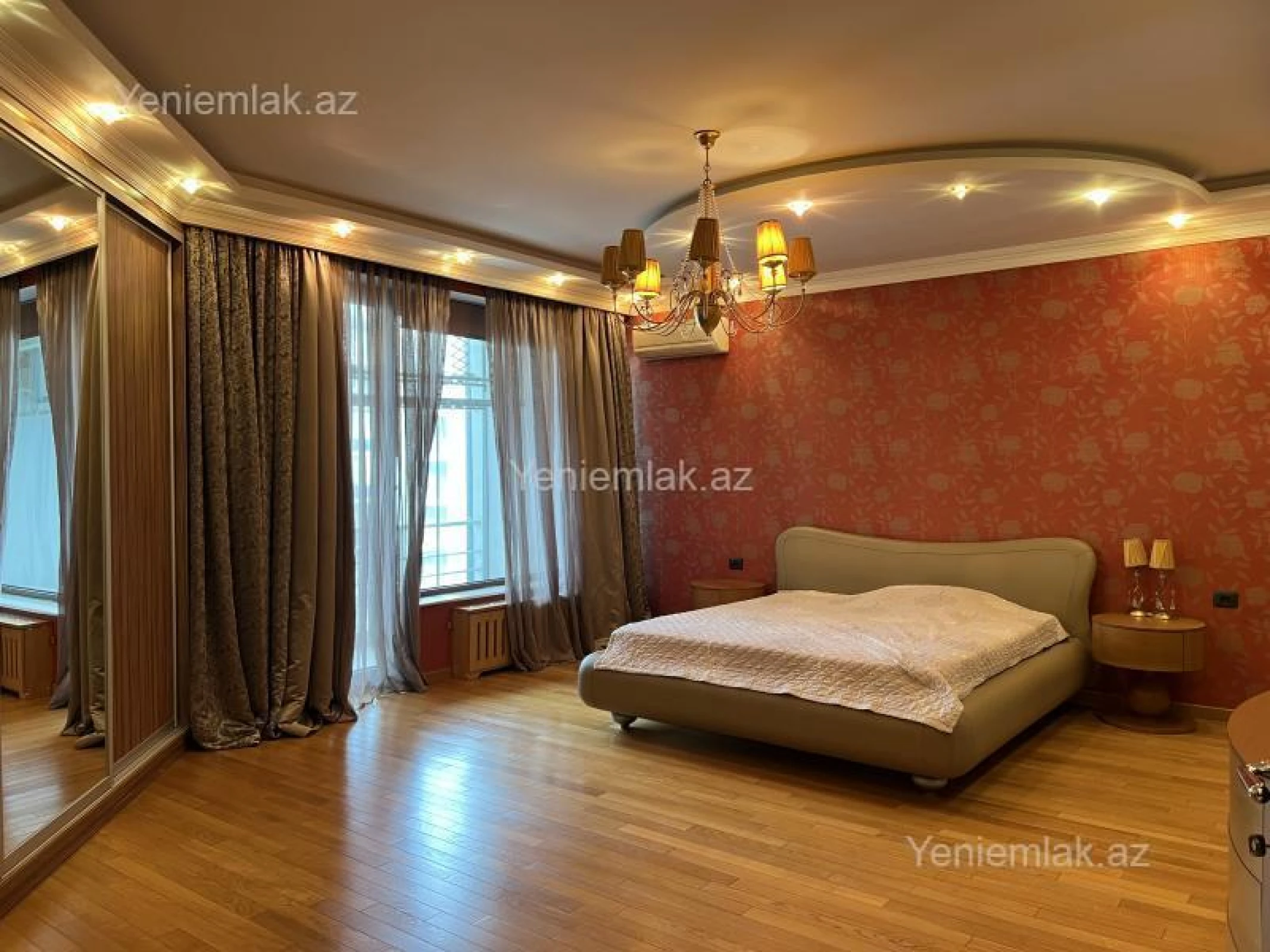 Satılır 4 otaqlı yeni tikili 217 m²
