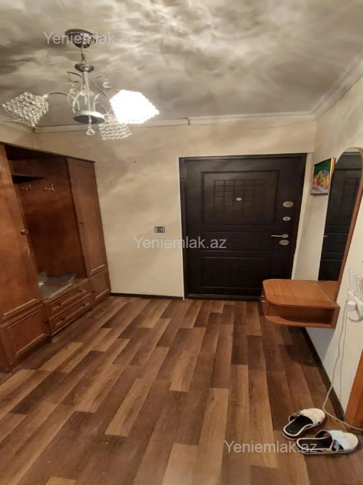 Satılır 3 otaqlı köhnə tikili 70 m²