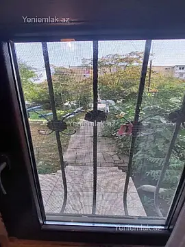 Satılır 3 otaqlı köhnə tikili 70 m²