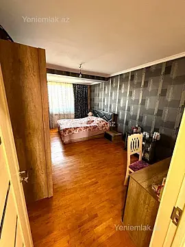 Satılır 2 otaqlı köhnə tikili 80 m²