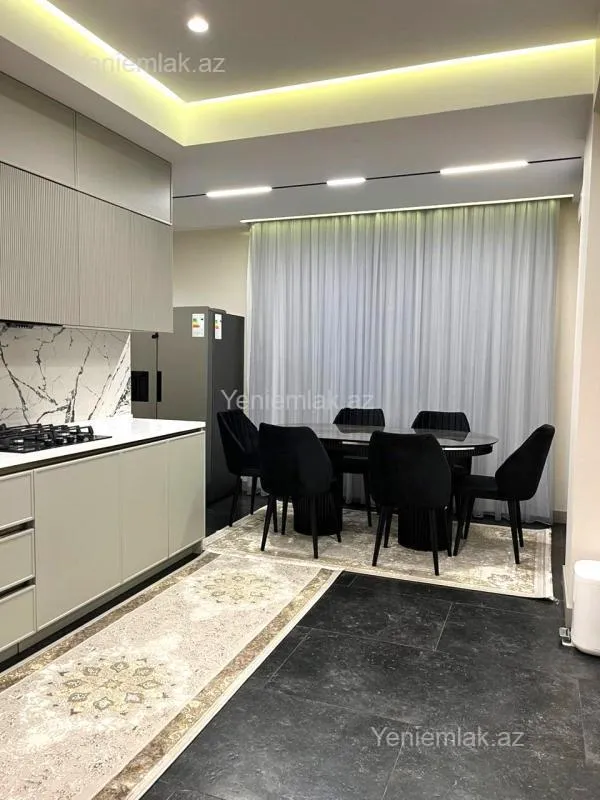 Satılır 4 otaqlı yeni tikili 185 m²