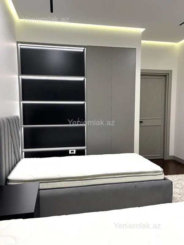 Satılır 4 otaqlı yeni tikili 185 m²
