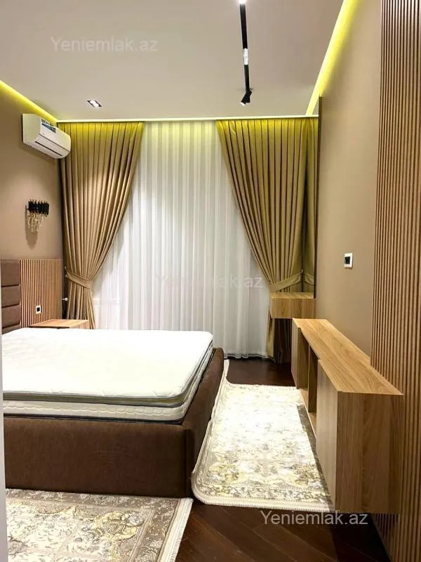 Satılır 4 otaqlı yeni tikili 185 m²