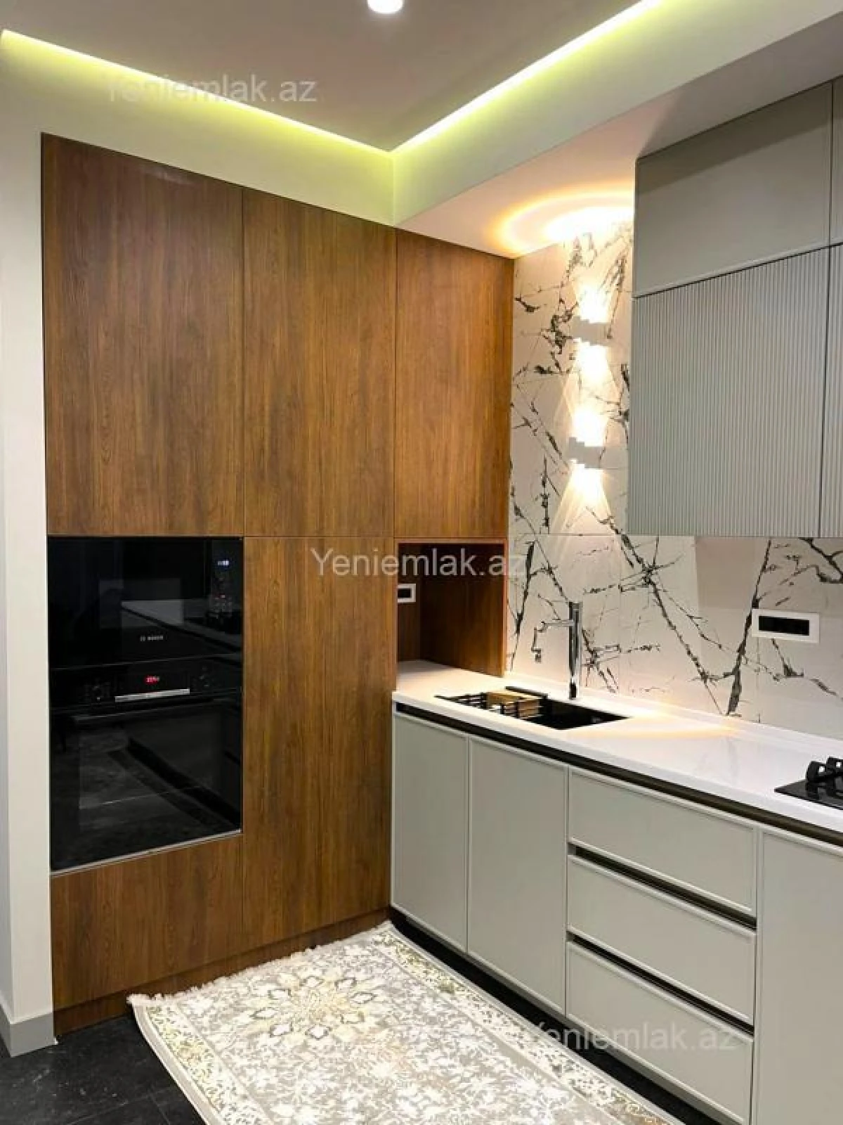 Satılır 4 otaqlı yeni tikili 185 m²